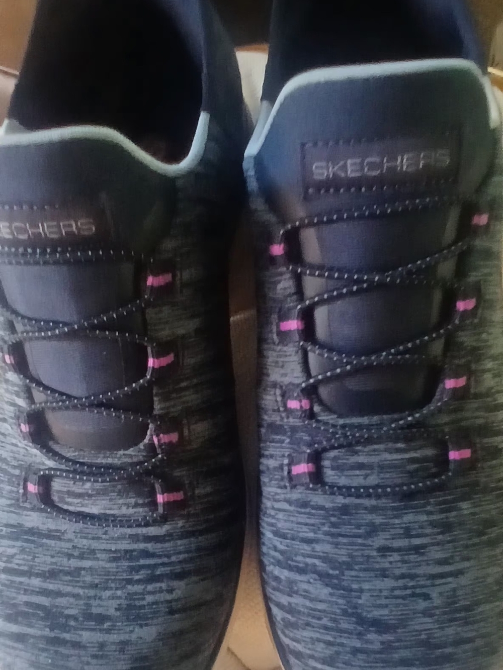 Skechers Air-cooled Memory Foam Women's Blue Slip'ins With Purple Accents Sz 6.5